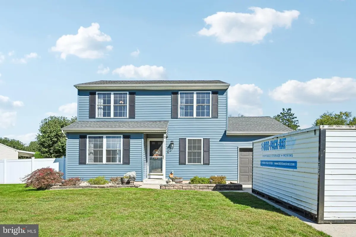 3 Grayson Pl, Burlington, NJ 08016 - #1