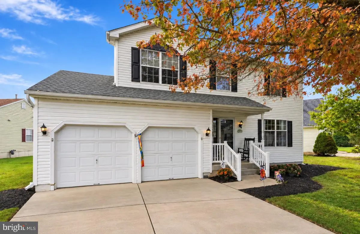 9 Roslyn Dr, Delran, NJ 08075 - #1