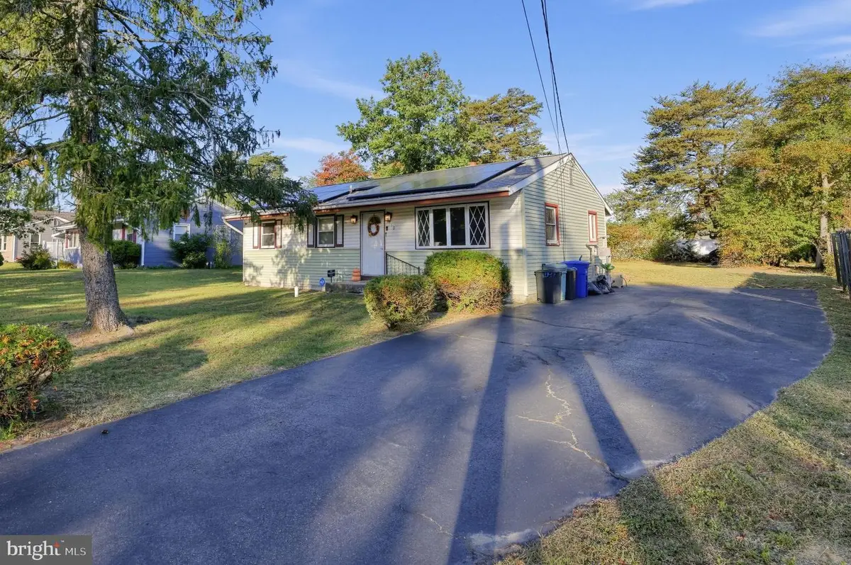 410 Magnolia Rd, Mount Laurel, NJ 08054 - #1