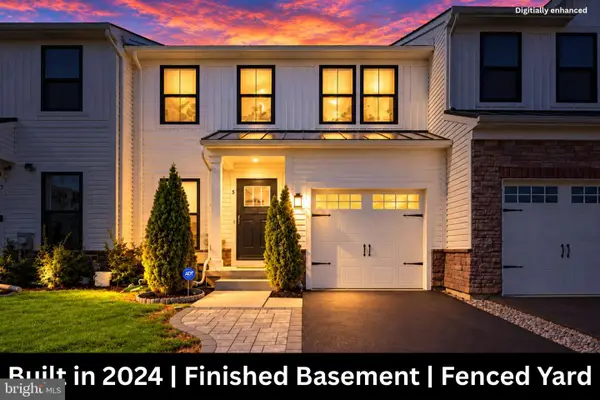 5 Basil Ct, MOUNT LAUREL, NJ 08054