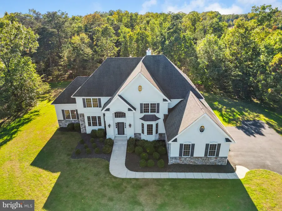 56 Oxford Cir, Southampton, NJ 08088 - #3