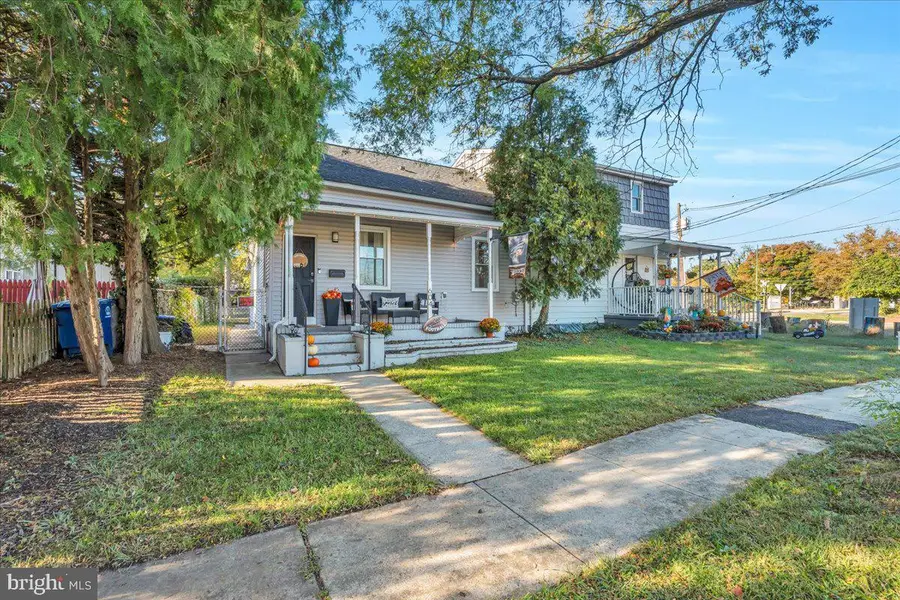 604 Lippincott Ave, Riverton, NJ 08077 - #2