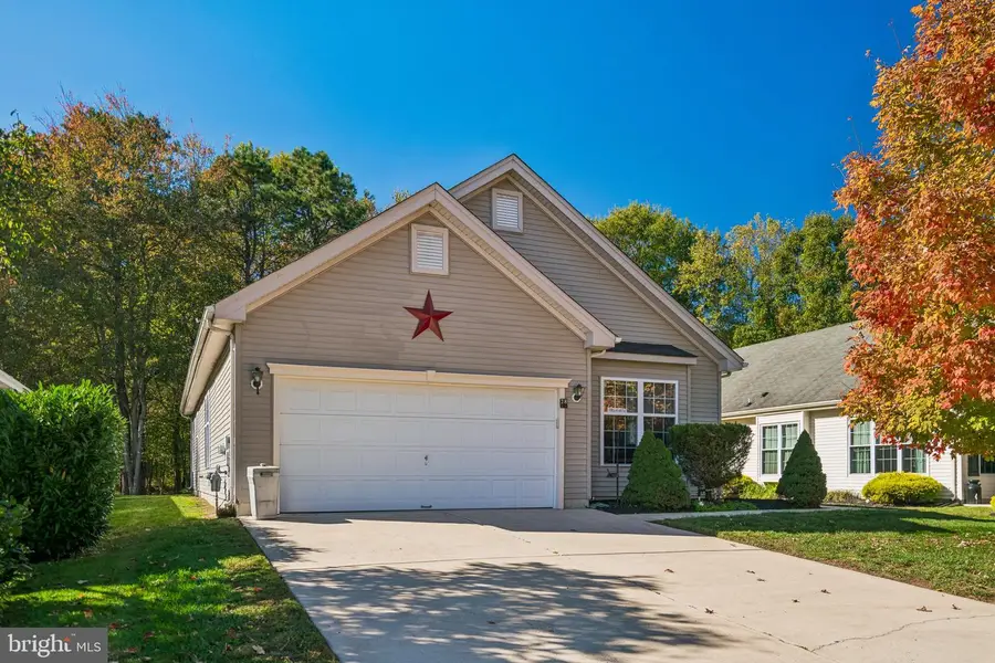 28 Warwick Way, Southampton, NJ 08088 - #3