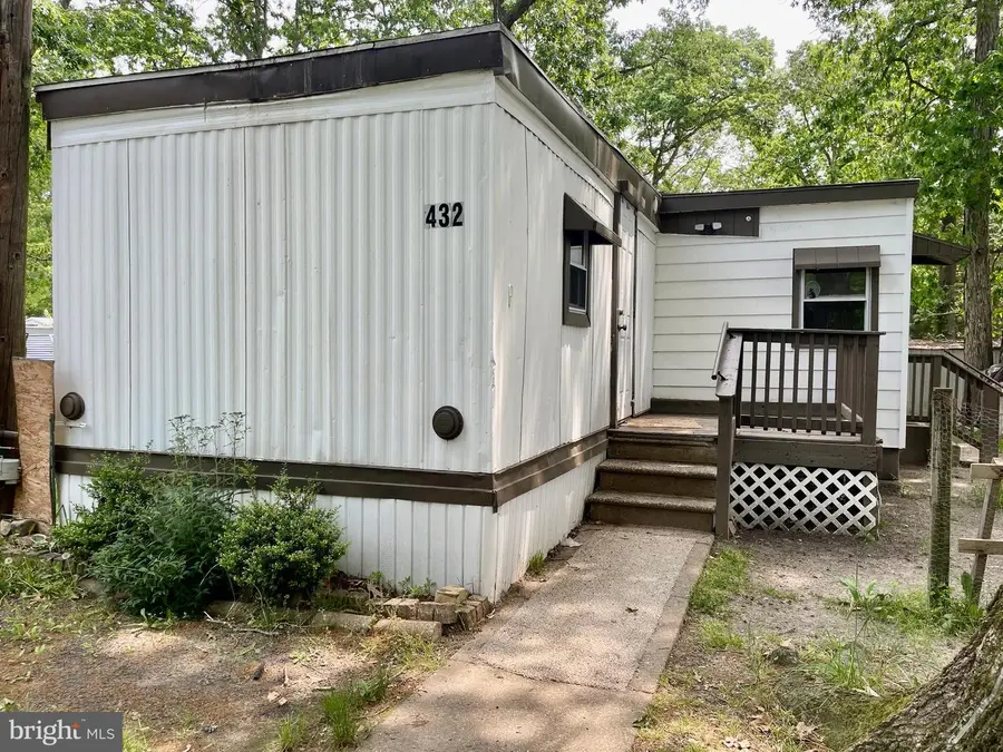 432 Delphinium Rd, Millville, NJ 08332 - Image #2