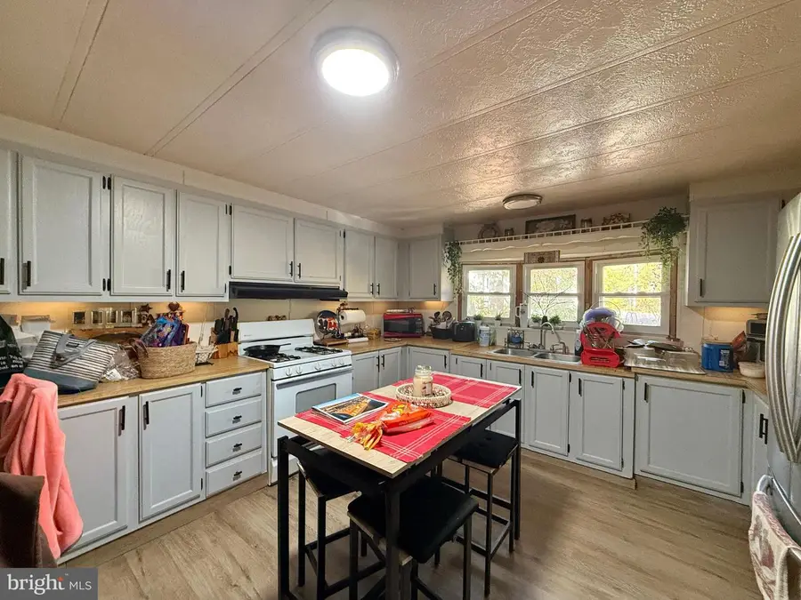 7754 Raymond Dr, Millville, NJ 08332 - Image #3