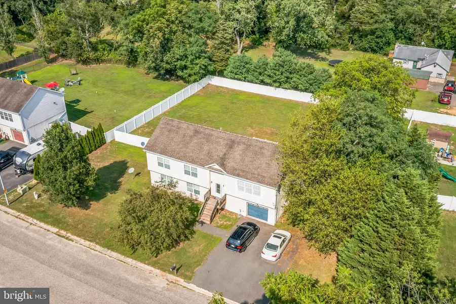 9 Greenlawn Ct, Millville, NJ 08332 - Image #2