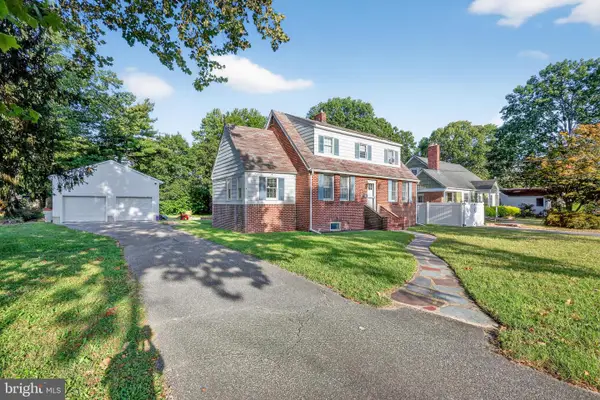 516 N Valley Ave, VINELAND, NJ 08360