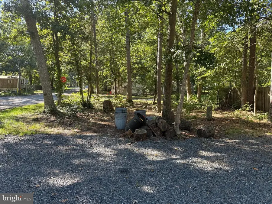 6214 Whittier Dr, Millville, NJ 08332 - Image #2