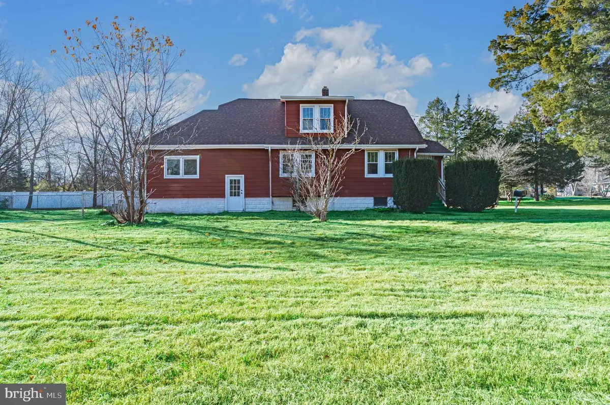 1429 W Oak Rd, Vineland, NJ 08360 - Image #1