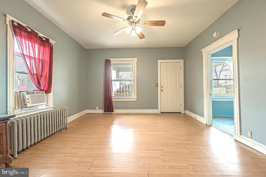 118 W Park Ave, Vineland, NJ 08360 - Image #3
