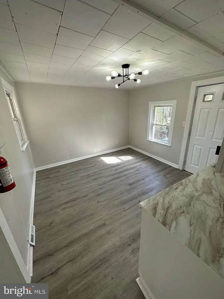 531 N 5th St, Millville, NJ 08332 - #3