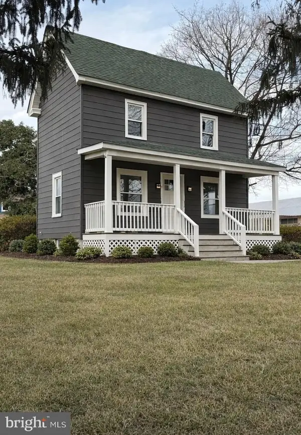 1012 E Walnut Rd, VINELAND, NJ 08360