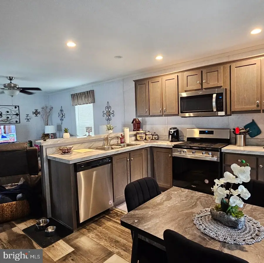 2110 Mays Landing Rd #14, Millville, NJ 08332 - Image #3