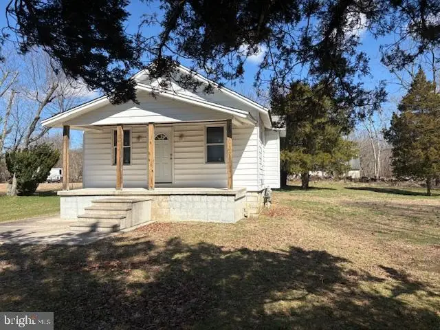 212 W Garden Rd, Vineland, NJ 08360 - #1