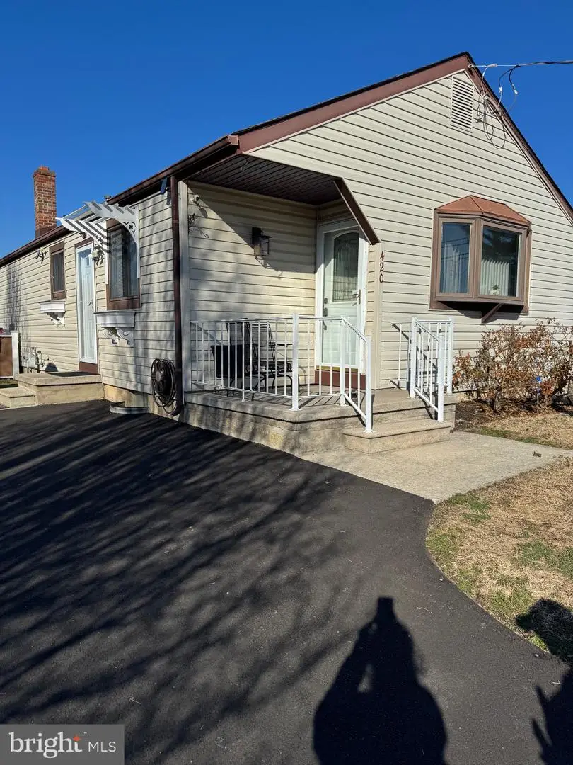 420 W Wood St, Vineland, NJ 08360 - #1