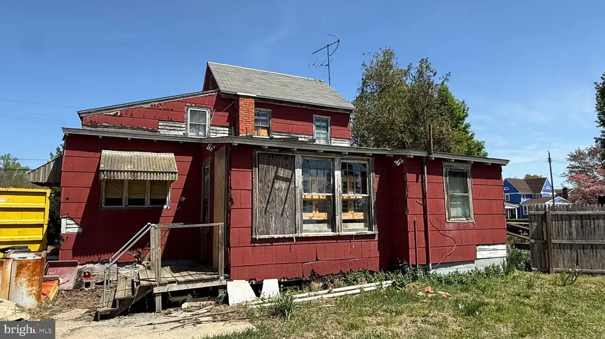 6817 Brown St, Port Norris, NJ 08349 - #1