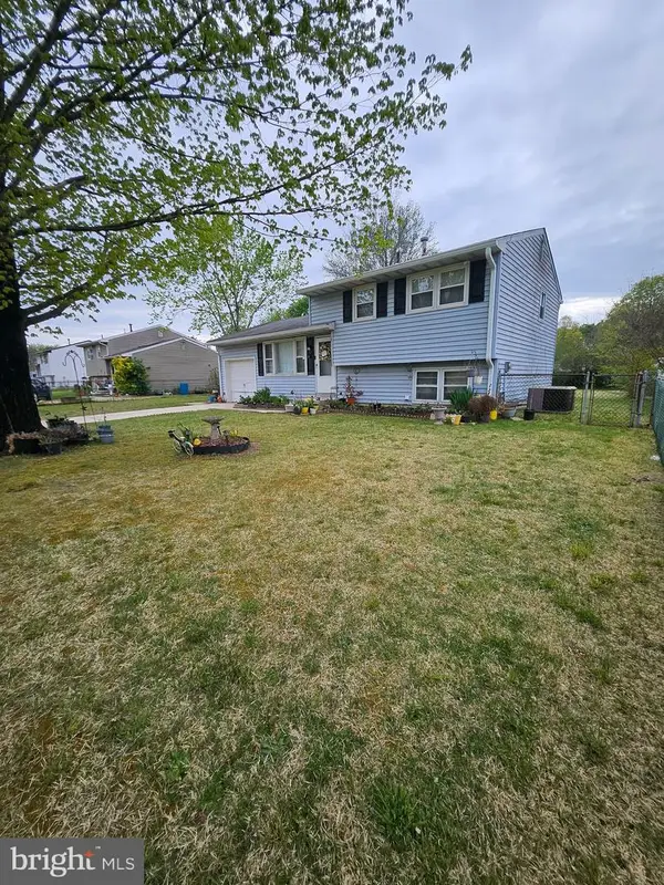 570 Bradford Dr, VINELAND, NJ 08360