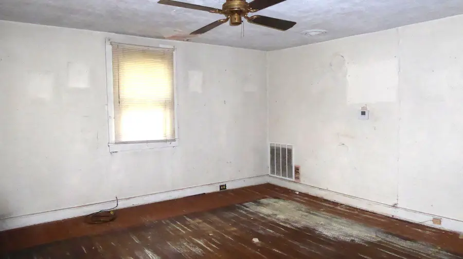 2421 Memorial Ave, Port Norris, NJ 08349 - #3