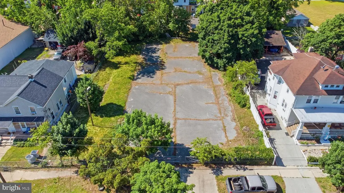 717 E Almond St, Vineland, NJ 08360 - #1