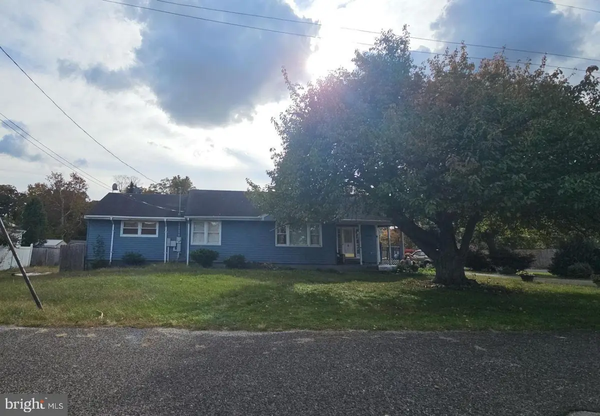 68 Lakeside Dr, Bridgeton, NJ 08302 - #1