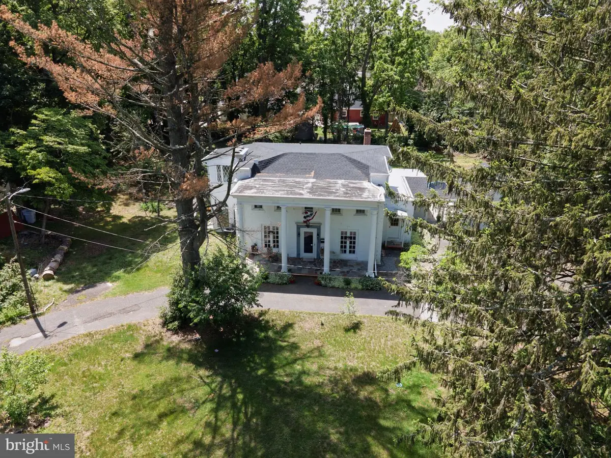 1071 E Park Ave, Vineland, NJ 08360 - #1