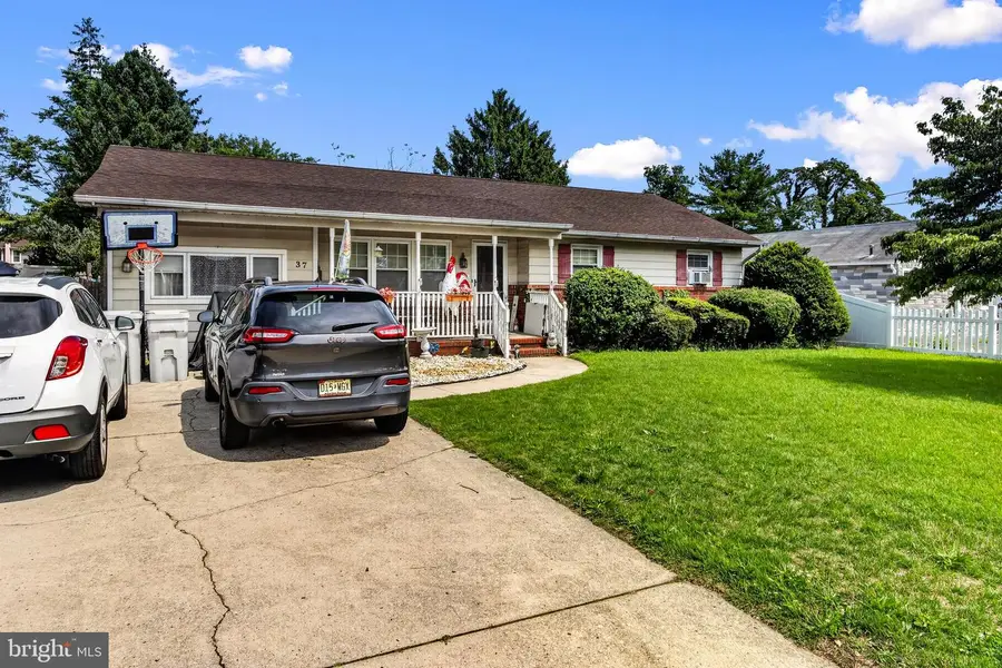 37 N Valley Ave, Vineland, NJ 08360 - #2