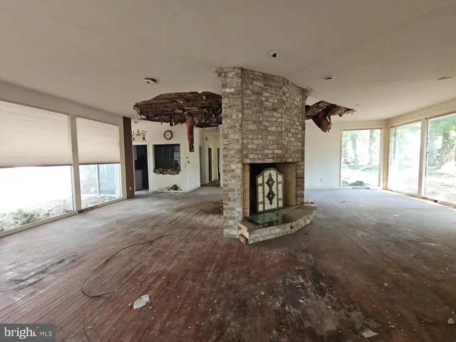 10 Oak Dr, Bridgeton, NJ 08302 - #3
