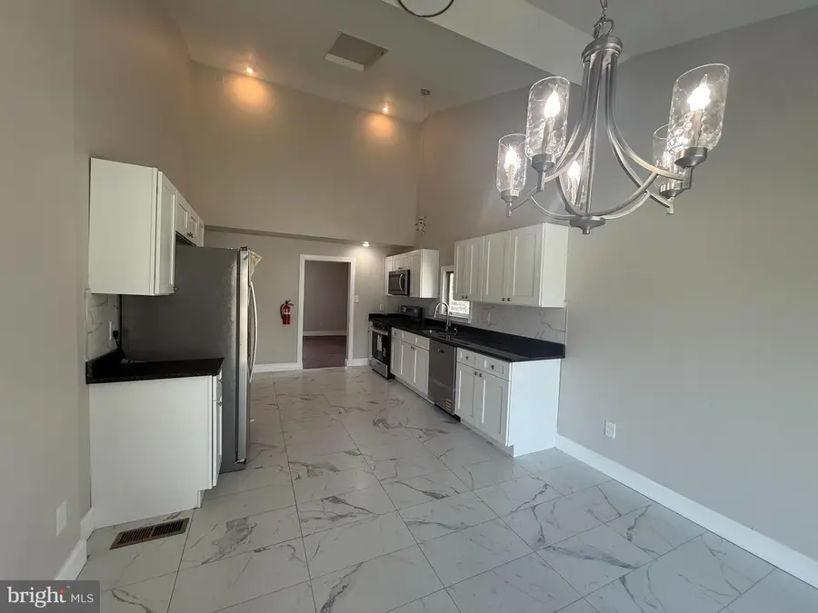 224 W Main St W, Millville, NJ 08332 - #3