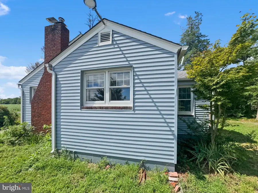 327 W Park Dr, Bridgeton, NJ 08302 - #3