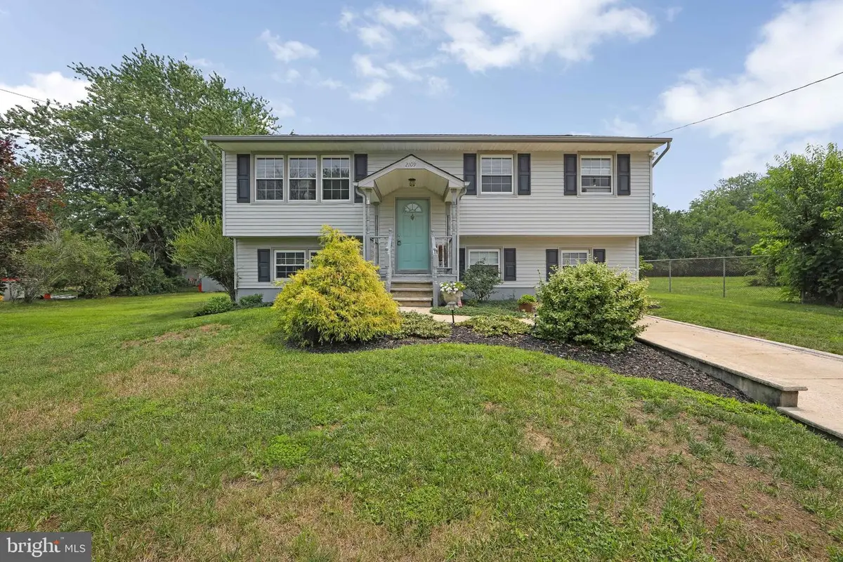 2109 Berkeley Dr, Vineland, NJ 08361 - #1