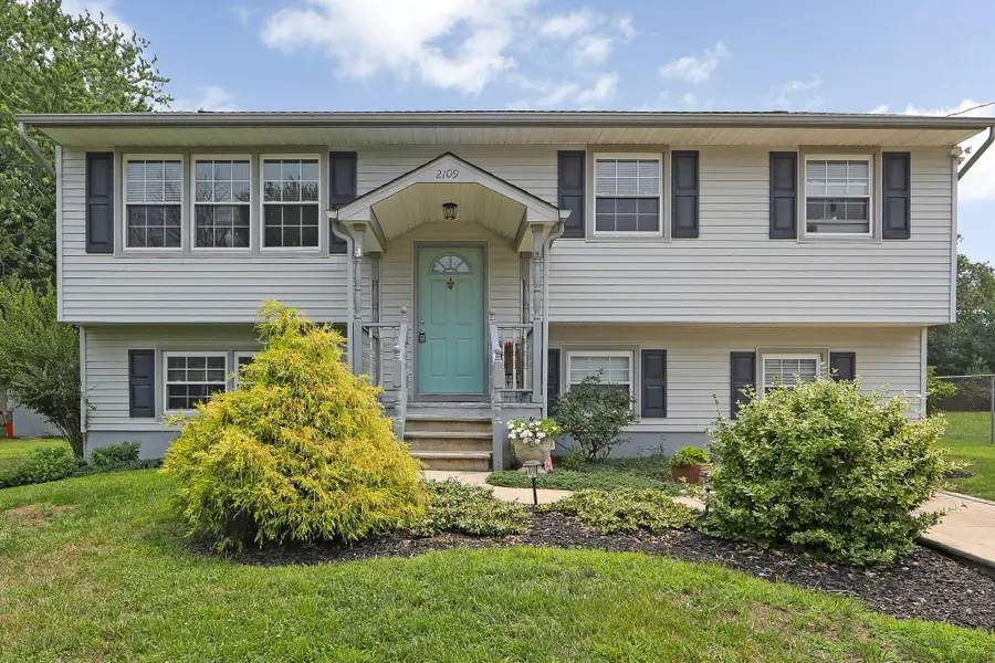 2109 Berkeley Dr, Vineland, NJ 08361 - #2