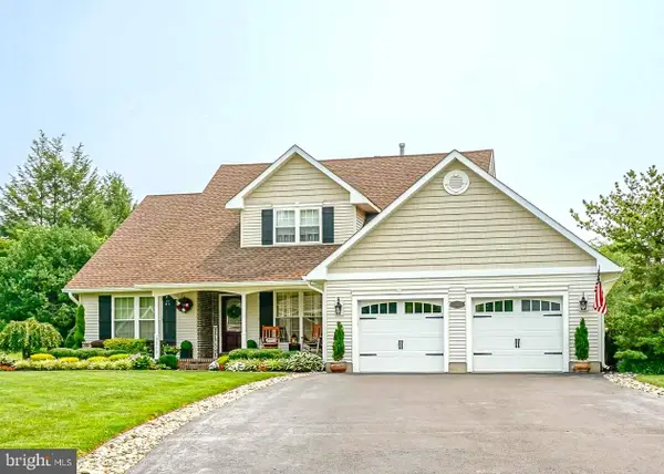 3215 Eglantine Dr, VINELAND, NJ 08360
