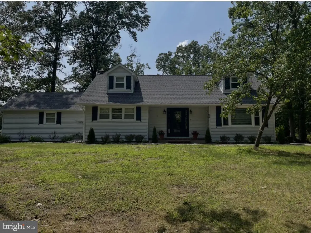 8 E Forest Glen Dr E, Millville, NJ 08332 - #1