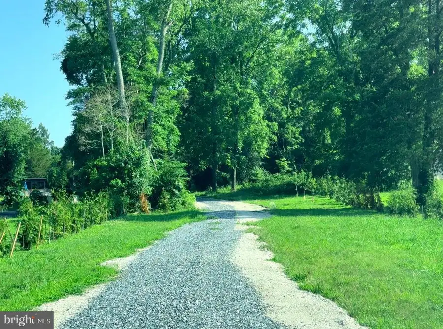 2425 Newcombtown Rd, Millville, NJ 08332 - #2