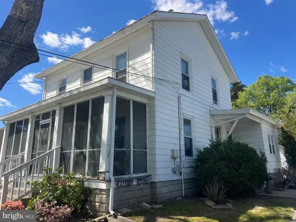 242 E Walnut Rd, VINELAND, NJ 08360