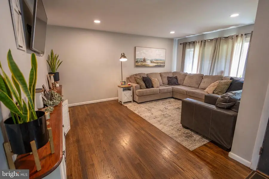 725 S Myrtle St, Vineland, NJ 08360 - #3