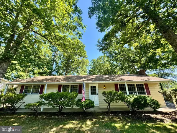 2571 Bartholomew Dr, VINELAND, NJ 08361