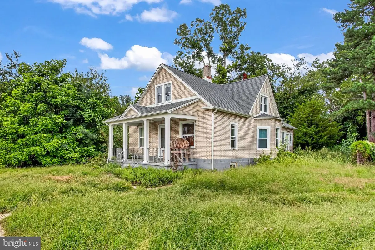 118 W Park Ave, Vineland, NJ 08360 - #1