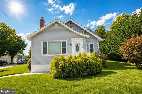 1015 E Chestnut, VINELAND, NJ 08360