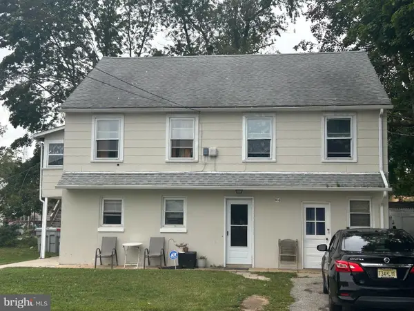 916 E Chestnut Ave, VINELAND, NJ 08360