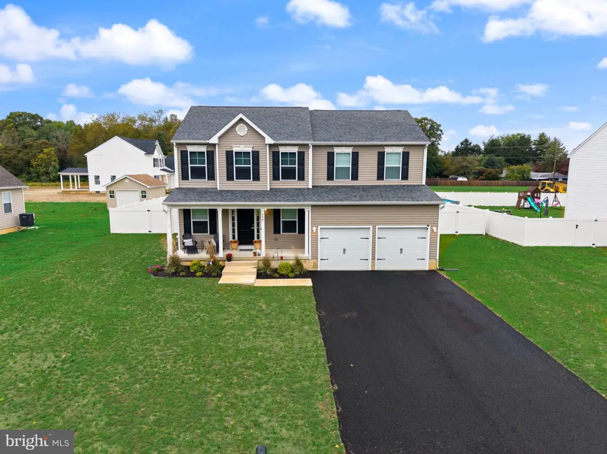 920 Chapel Dr, Vineland, NJ 08361 - #1