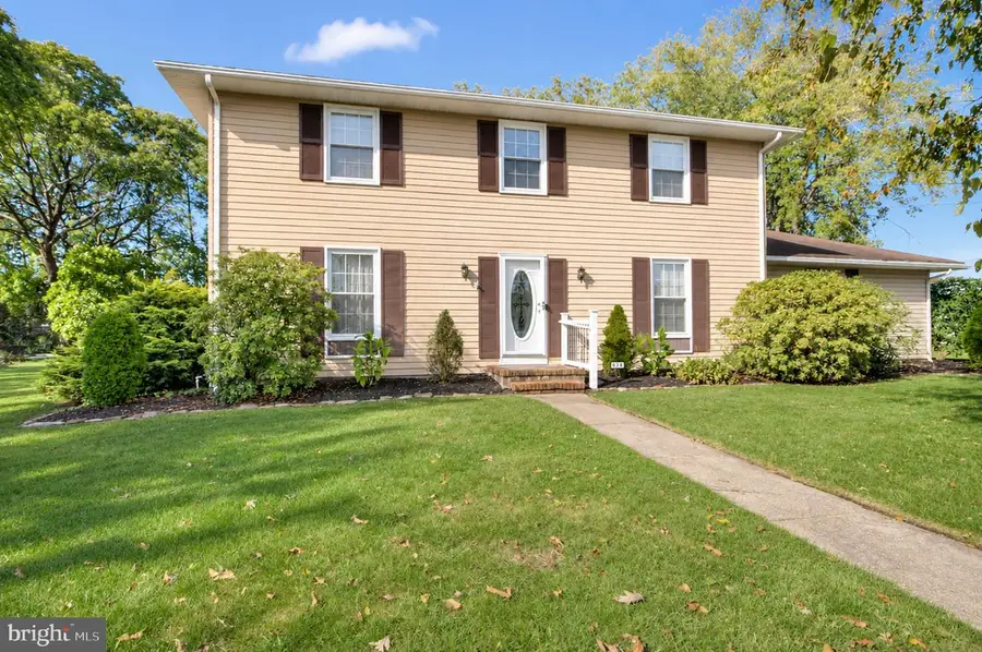 636 Jefferson Ave, Vineland, NJ 08361 - #2