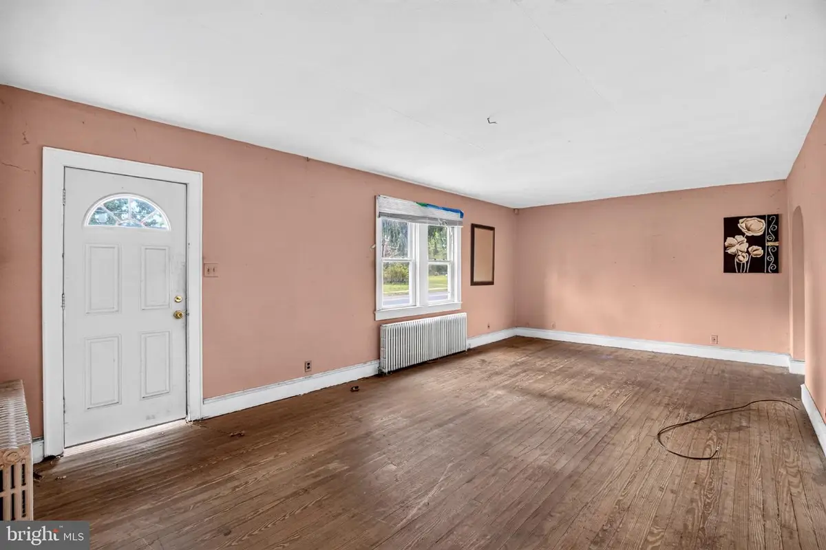 549 N West Ave, Vineland, NJ 08360 - #1