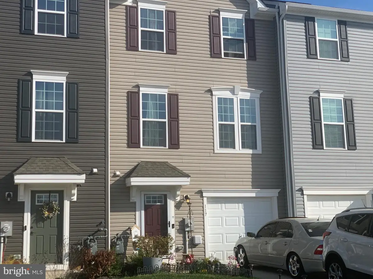 117 Plaza Dr, Sicklerville, NJ 08081 - Image #1