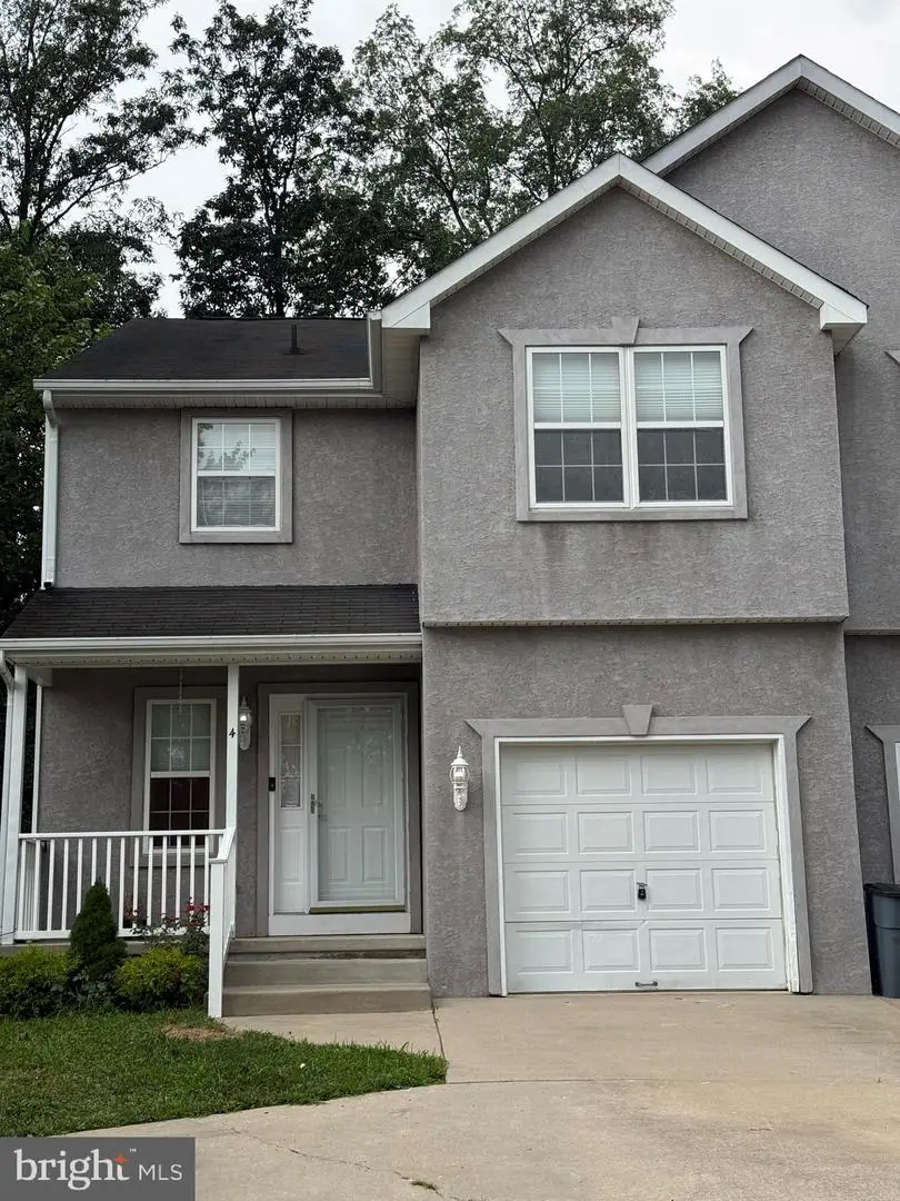 4 Juniper Ln, Blackwood, NJ 08012 - Image #1
