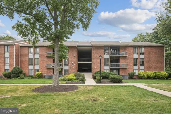 116 Van Buren Rd #8, VOORHEES, NJ 08043