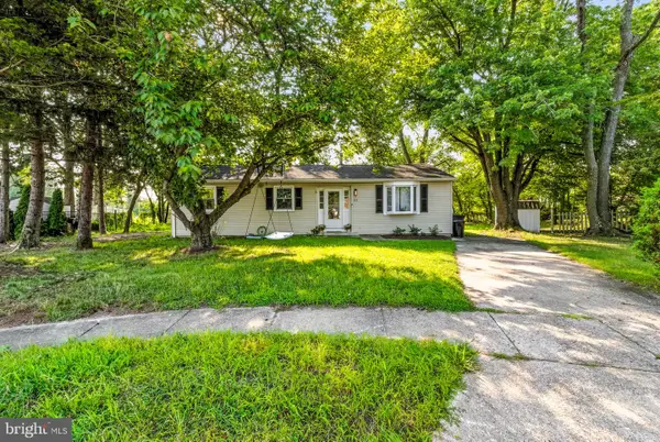 25 Estates Ct, PINE HILL, NJ 08021