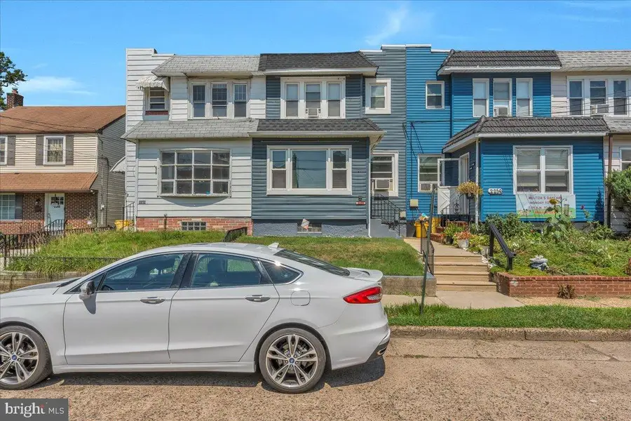 2254 Hollinshed Ave, Pennsauken, NJ 08110 - Image #2