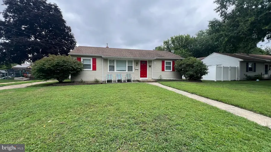 27 Temple Ave, Stratford, NJ 08084 - Image #2