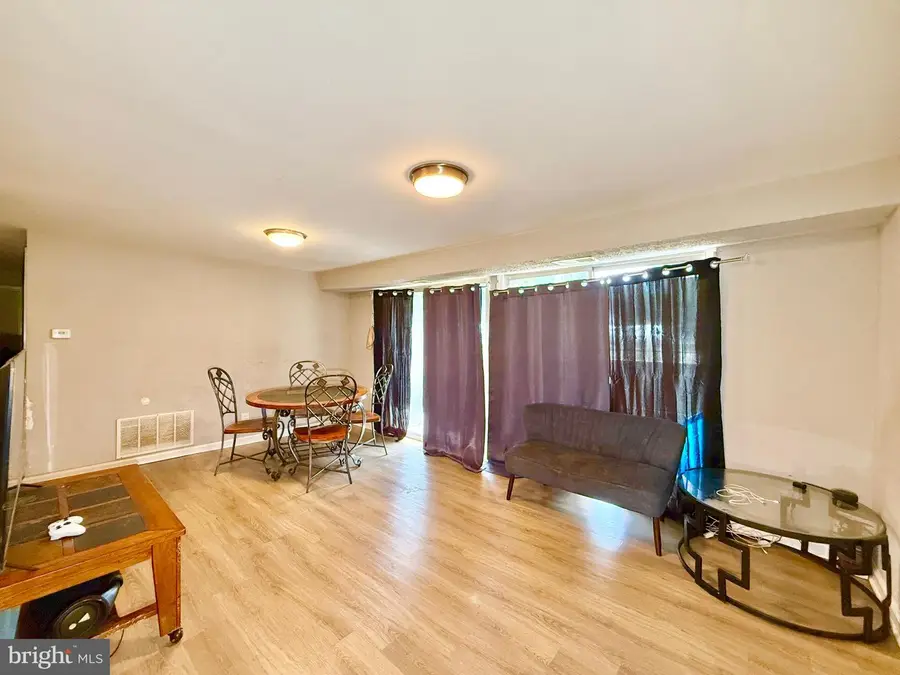 182 Kenwood Dr, Sicklerville, NJ 08081 - Image #3